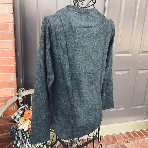 Royce Brand Women’s Sm Pullover Christmas Sweater - Picture 7 of 9